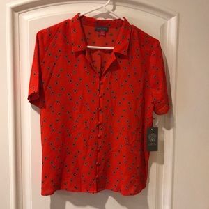 VINCE CAMUTO SIZE S button down shirt